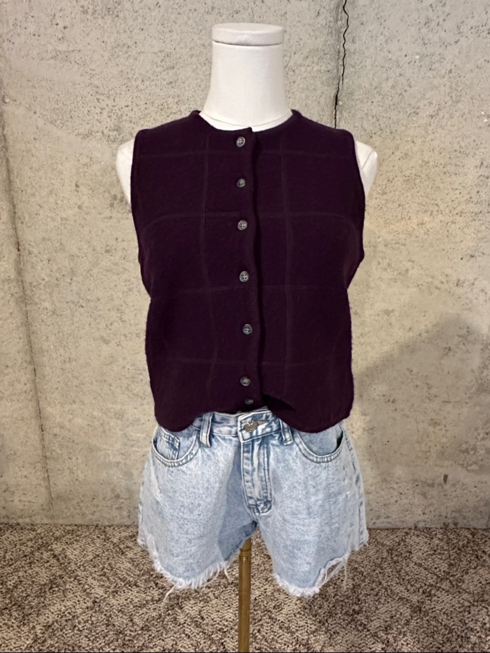 Pierre Cardin Burgundy Wool Sweater Vest Button Front 90s Minimalism Size M